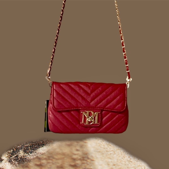 Badgley Mischka Handbags - NWT BADGLEY MISCHKA QUILTED SLIM CROSSBODY W/ DETACHABLE STRAP